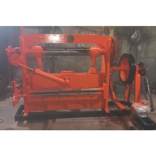 Expanded Metal Sheet Machine