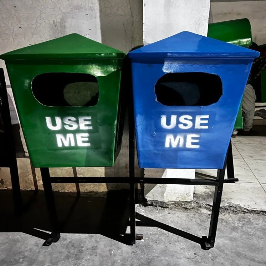 Fiber Dustbin, 20 Liter Capacity