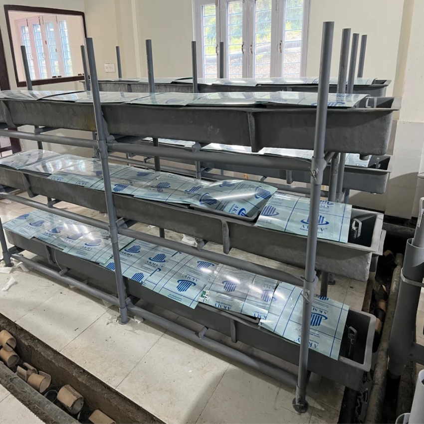 Fiber Trough Hatchery Equipment