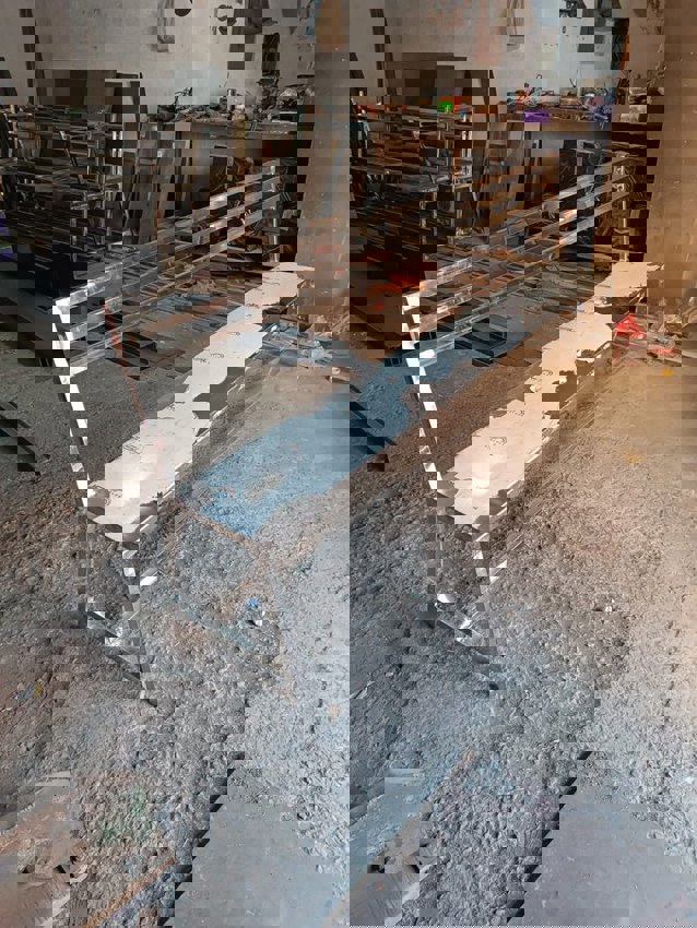 Automobile 304 Steel Bench with Back