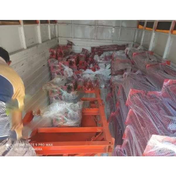 Four Wheel Overhead Conveyor Machine