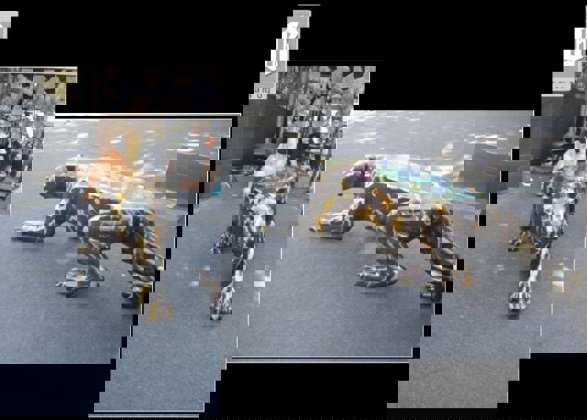 FRP Jaguar Seating Table