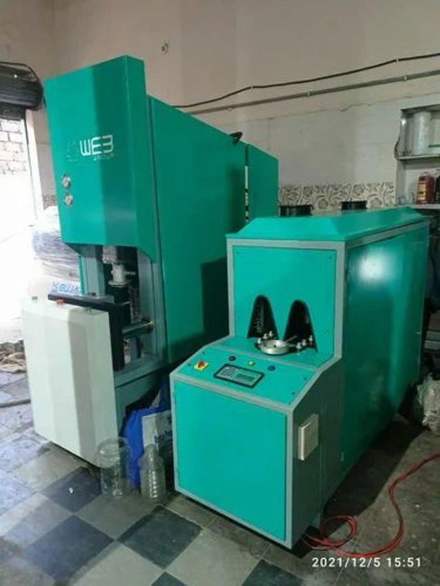 Automatic Plastic PET Bottle Machine (20L)