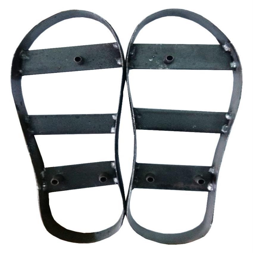 Hawaai Slipper Sole Cutting Tool