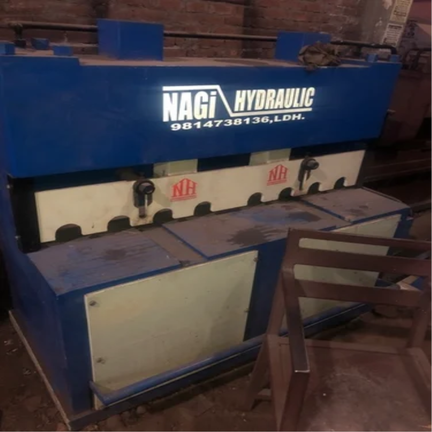Heavy Duty Shearing Machine