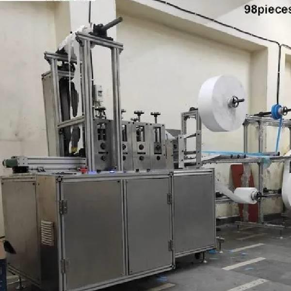 High Speed Sanitary Pad Machine