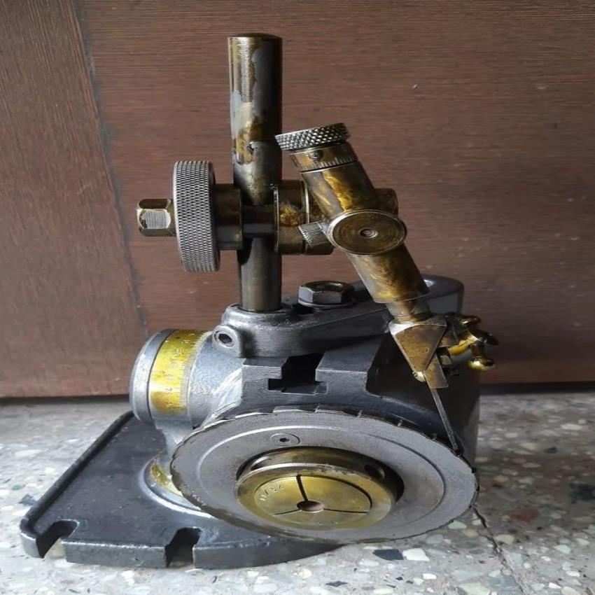 HMT Universal Cylindrical Grinding Machine