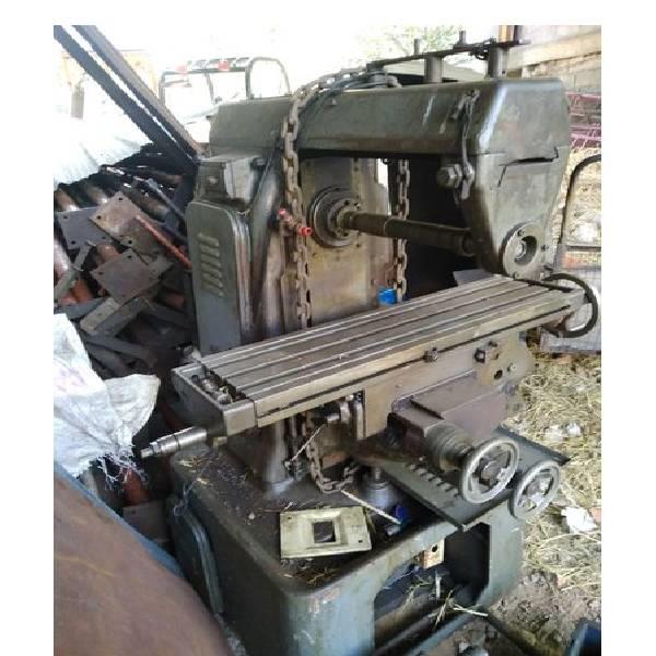 Horizontal Vertical Milling Machine No.1