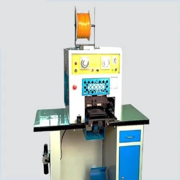 Hot Melt Toe Gluing Machine