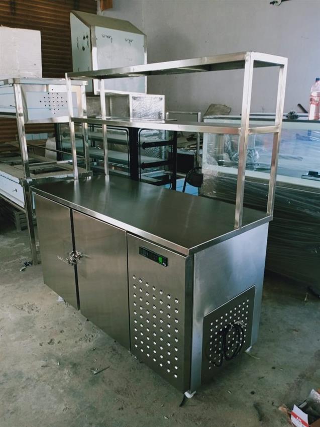 Hot Star Worktop Chiller Refrigerator, 5 TR, Oil