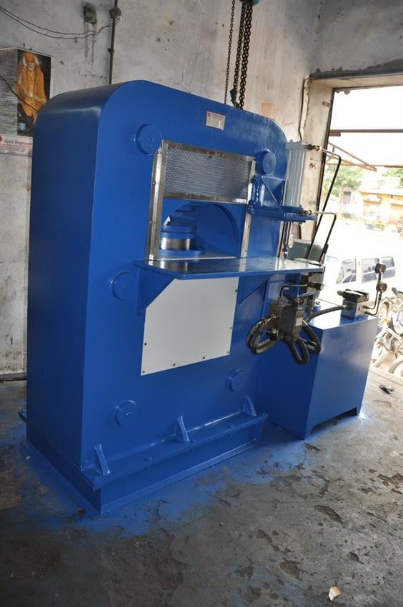 Hydraulic Coin Embossing Equipment, 3 Phase