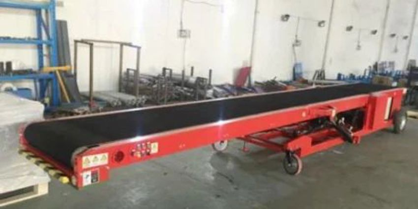 Hydraulic Mobile Truck Loading Machine