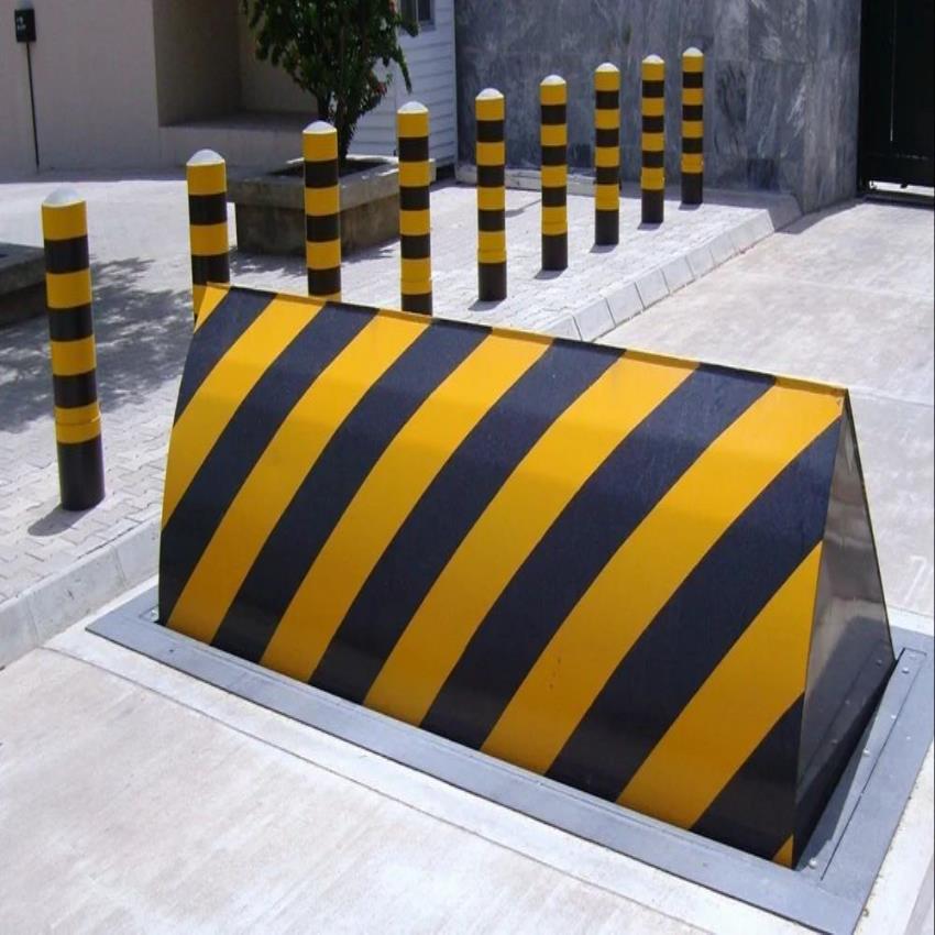 2 Meter Hydraulic Road Safety Blocker