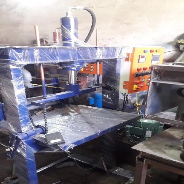 Hydraulic Sleeper and Buffer Plate Thali Machine
