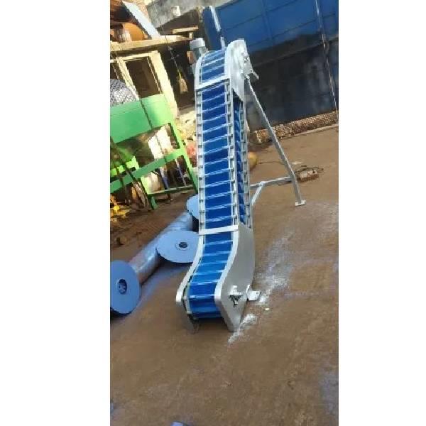 Inclining Thermoplastic Bucket Elevator