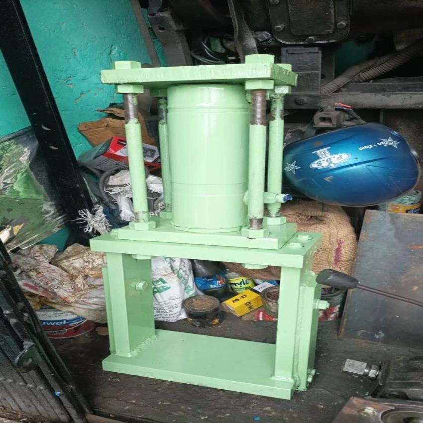 Indian Mild Steel Hydraulic Press