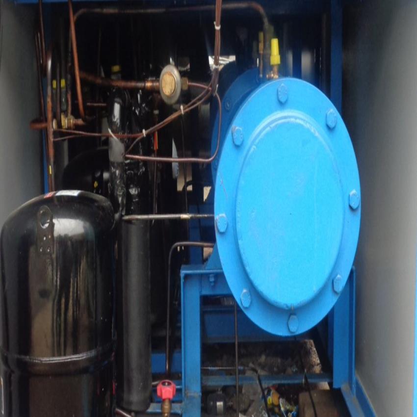 Industrial Cooling Machine