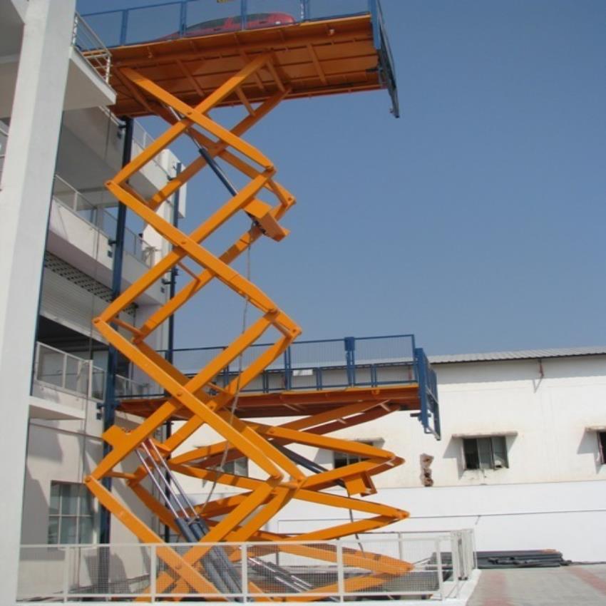 Industrial Hydraulic Ladder