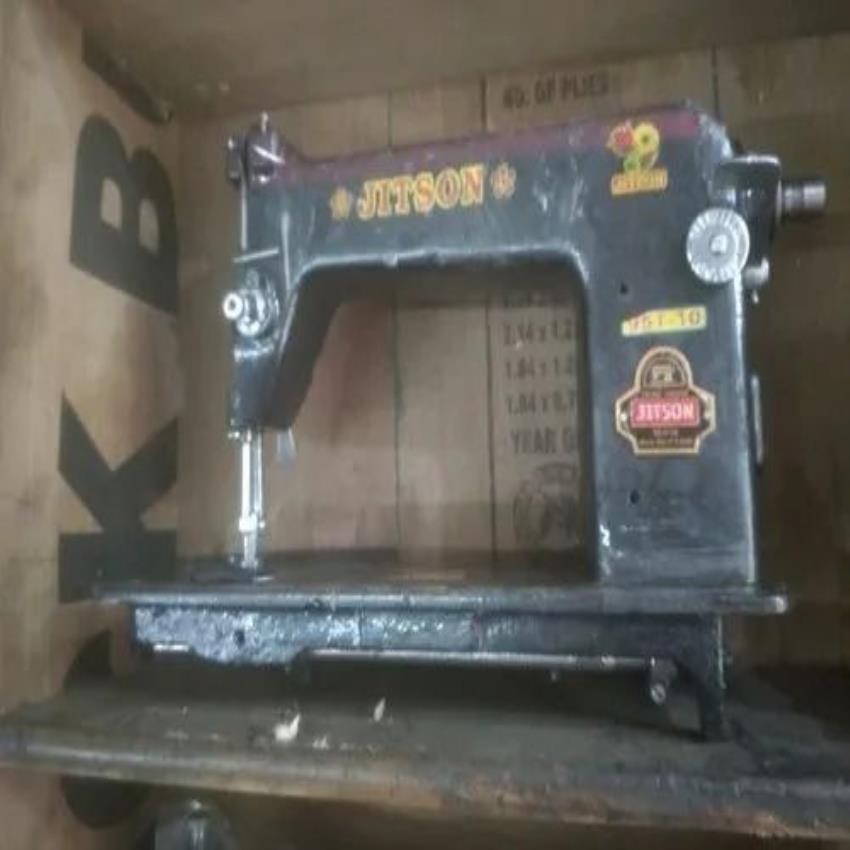 Commercial Sewing Machine