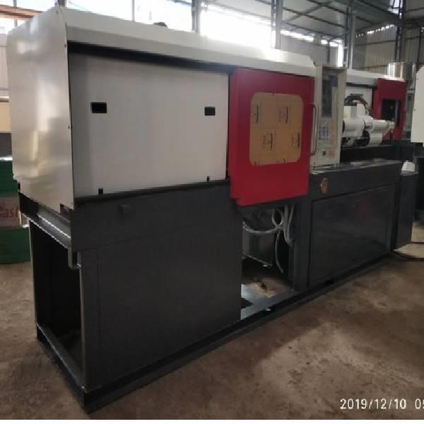 Injection Molding Machine Ferromatic 80T