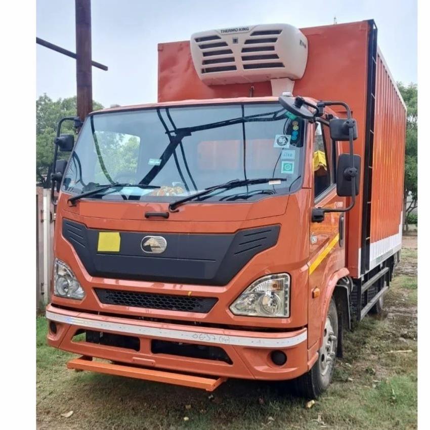 Diesel Insulated Refrigerated Truck