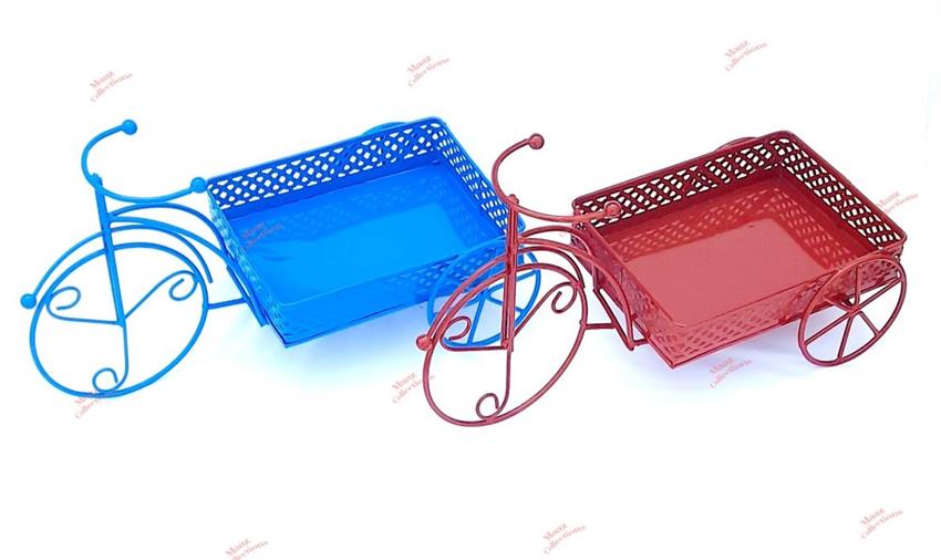 Iron Gifting Basket - 8x10x2 Inches