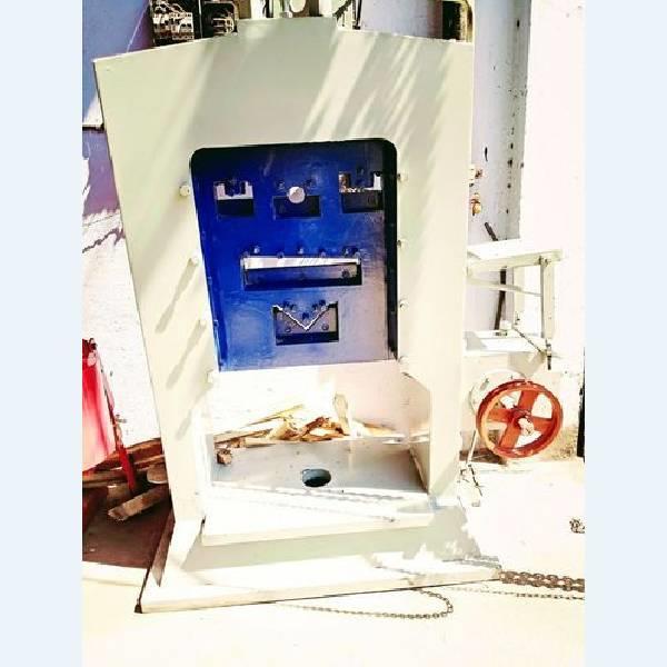 Iron Cutting Machine