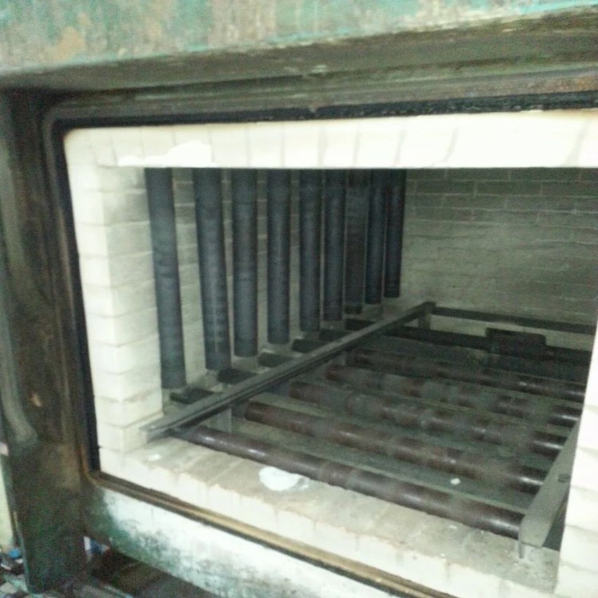 Iron Hearth Roller Furnace