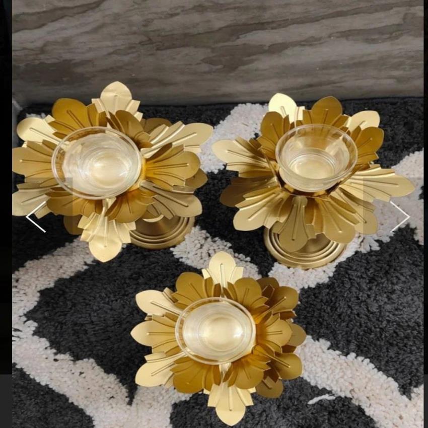 Iron Lotus Flower Tea Light Holder