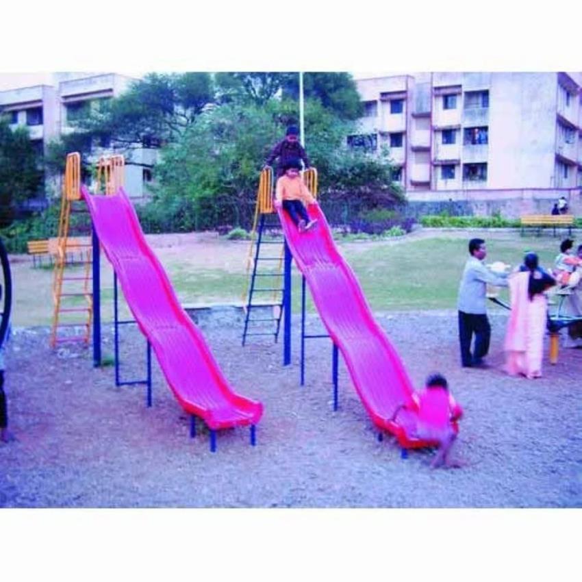 Iron Fibreglass Outdoor Wave Slide