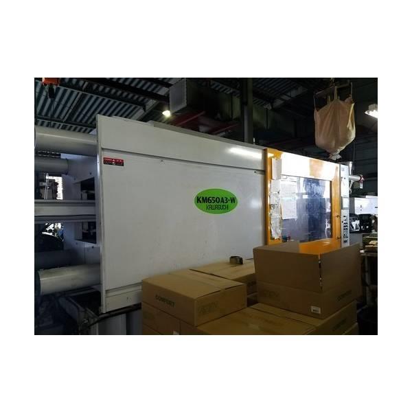 Kawaguchi 650 Ton Injection Machine