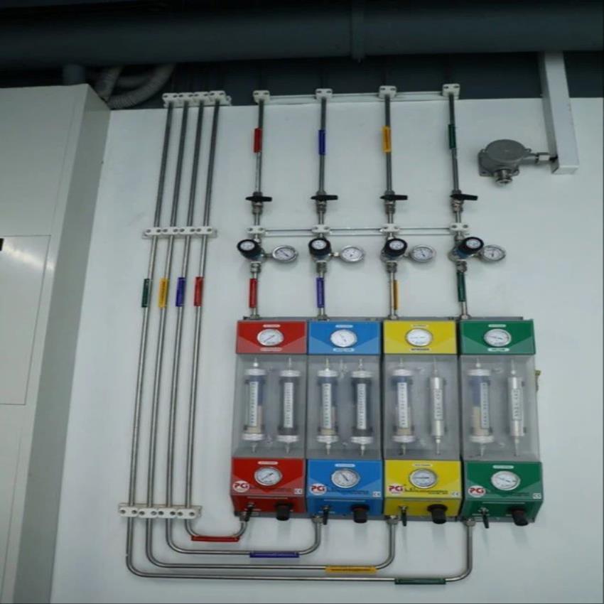 Laboratory Gas Distribution Piping