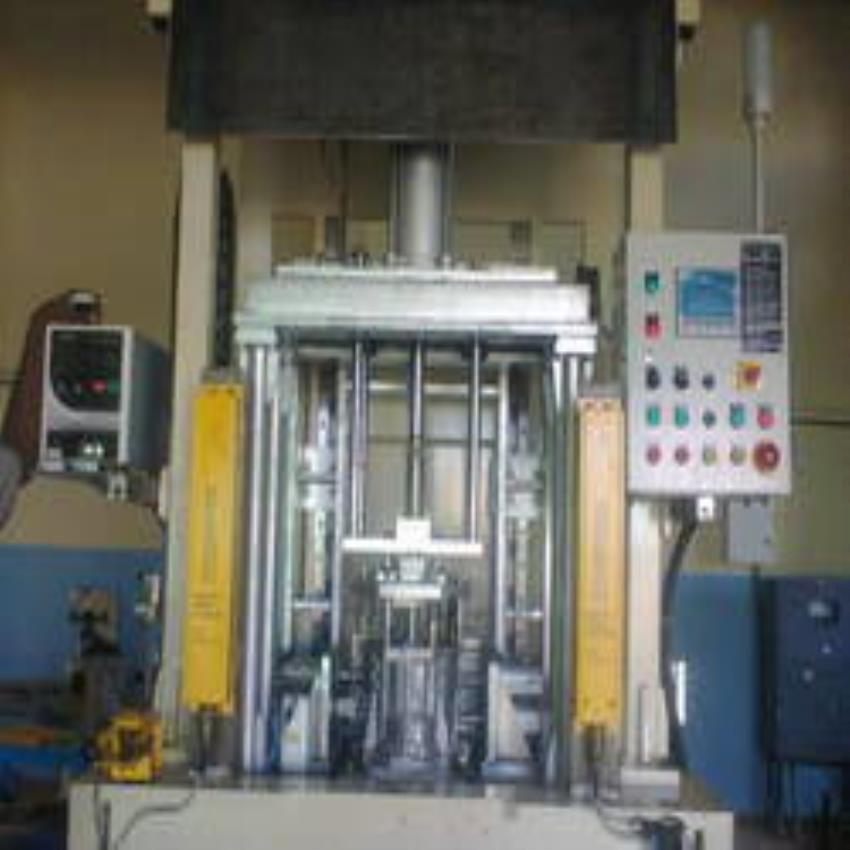 Standard Leak Testing Machine
