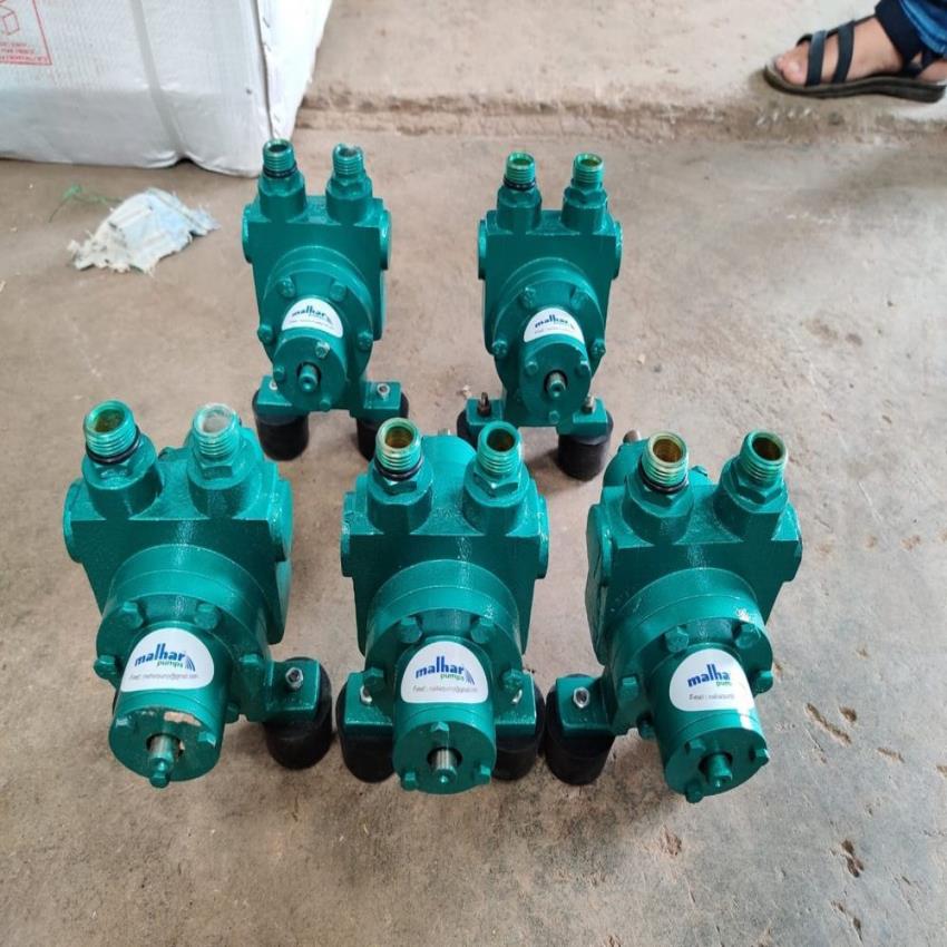 Malhar Rotary Vane Pump, RV-1
