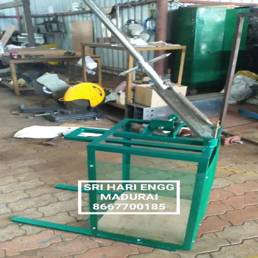 Manual Coconut Slicing Machine