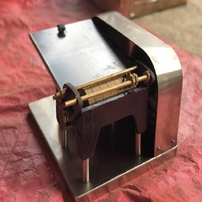 Manual Adhesive Machine