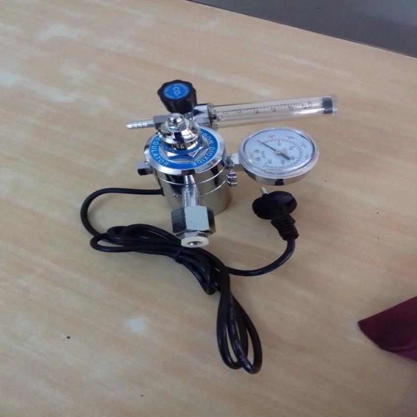 Brass Automatic CO2 Gas Regulator