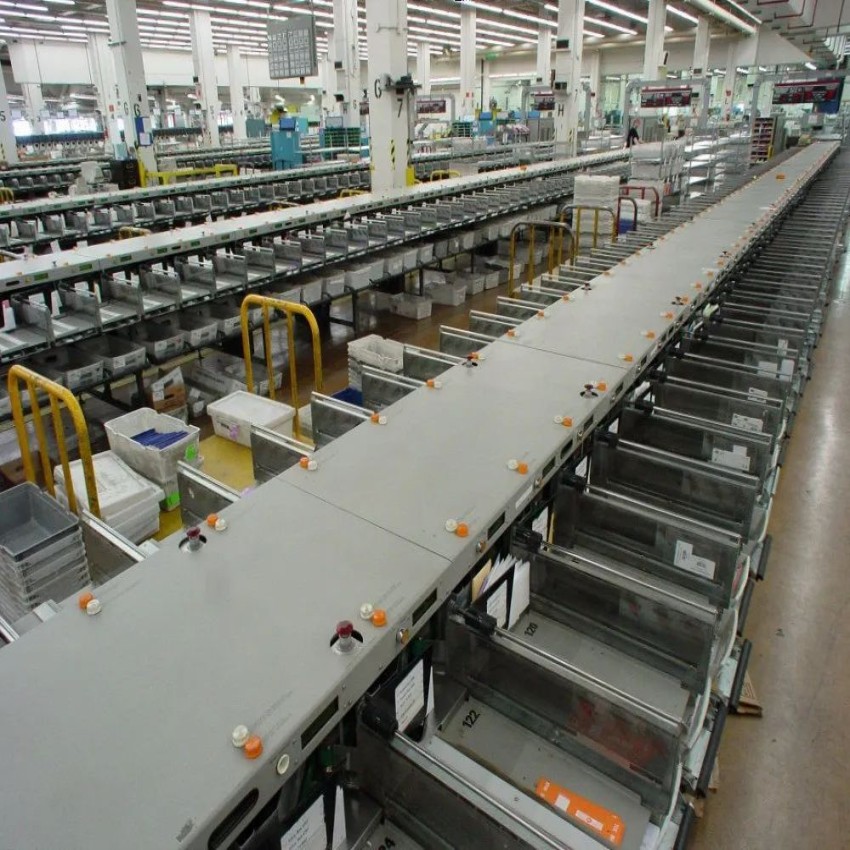 Material Handling Sorting Conveyor