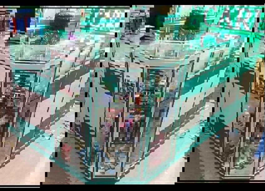 Metal Square Corner Counter