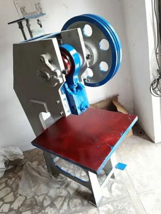 MF INDIA Sole Cutting Machine, 2kW, 2800-4000 Capacity