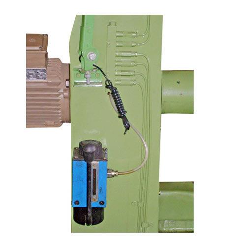 Mild Steel Automatic Lubrication Pump, 380V AC