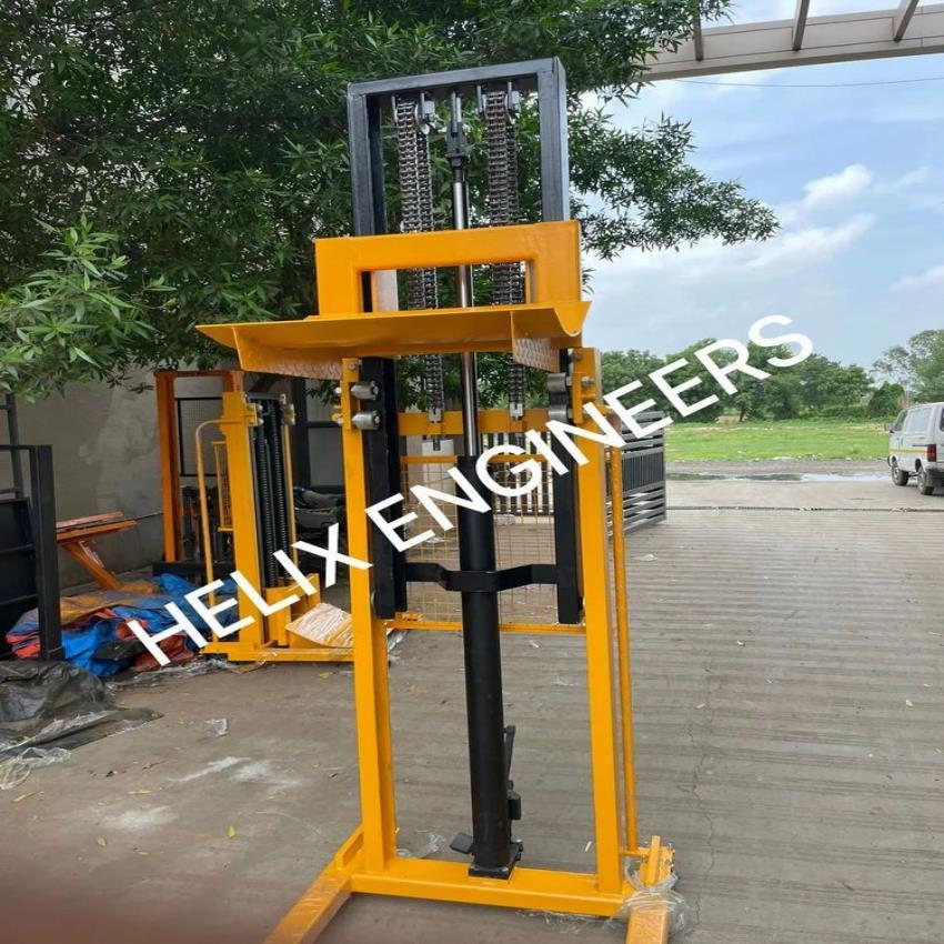 Mild Steel Fabric Reel Lifter Machine