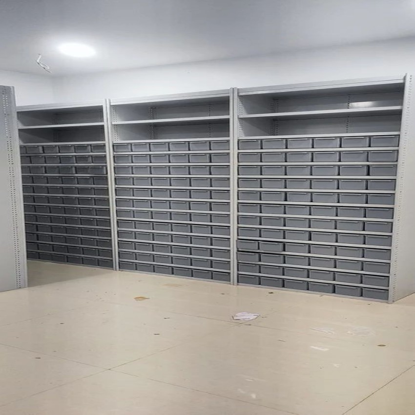 Mild Steel Pharmacy Display Racks