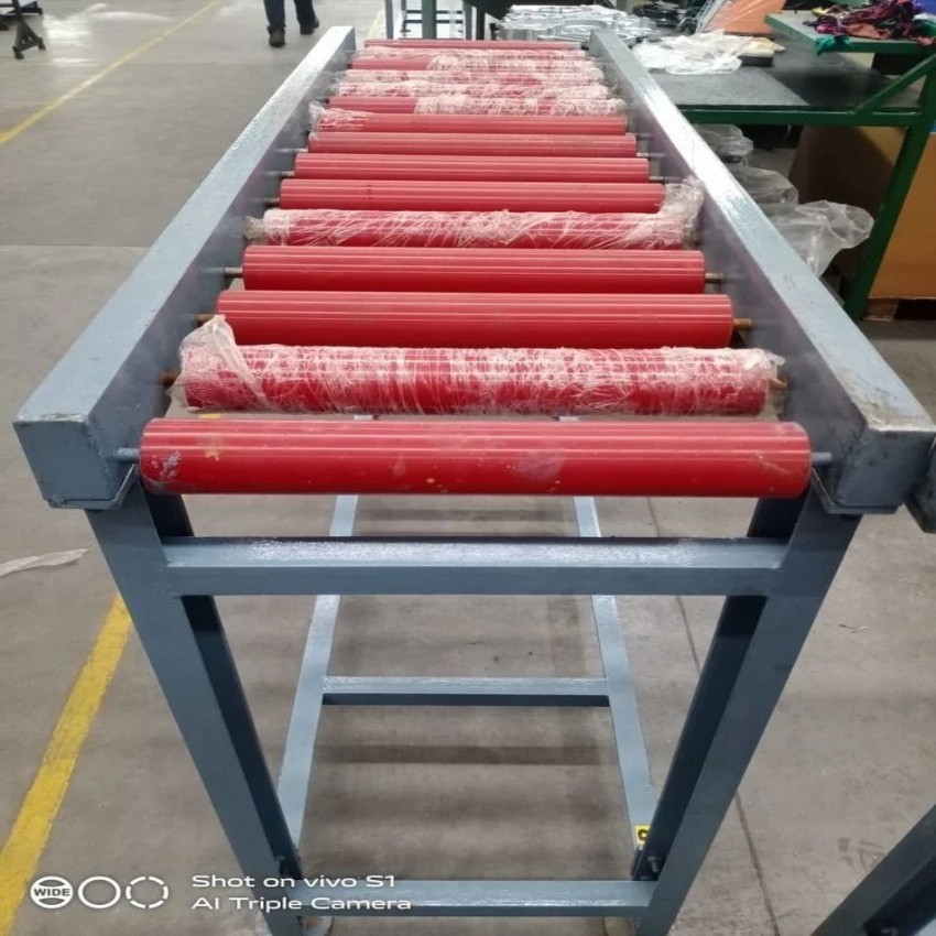 Mild Steel Roller Conveyor Equipment