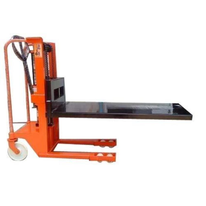 Mild Steel Hydraulic Platform Fork Stacker, Industrial