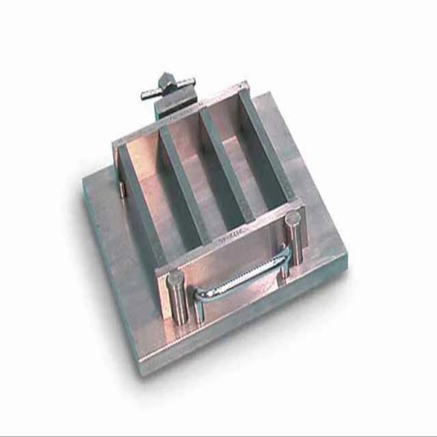 Mild Steel Hydraulic Shrinkage Machine 40x40x160 mm