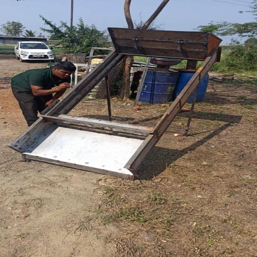 Mild Steel Industrial Seed Grader, 500 kg/hr