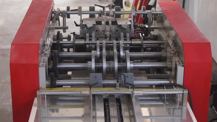 Mild Steel Vacuum Paper Bag Square Bottom Machine