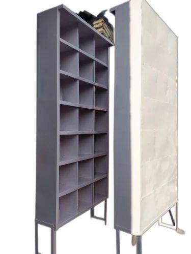 Mild Steel Wall Mounted Shop Rack