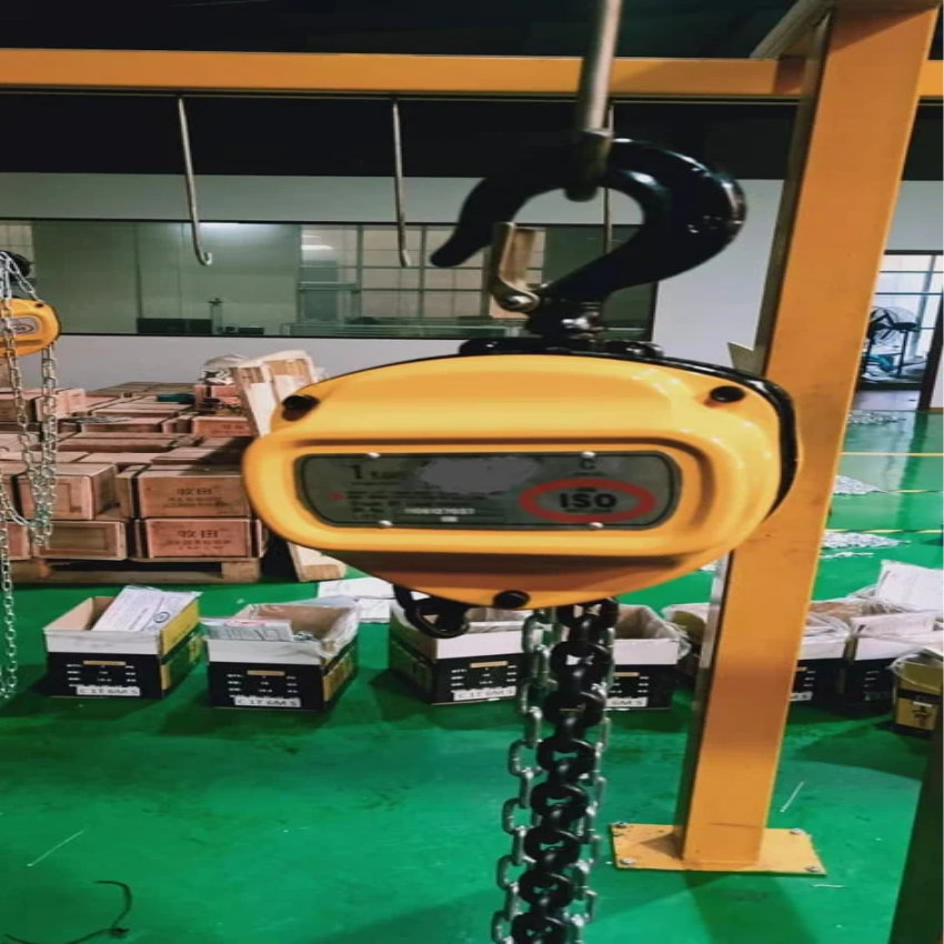 Mild Steel Yellow 3 Ton Geared Trolley